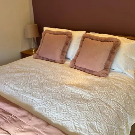 Country Close To The Sea *